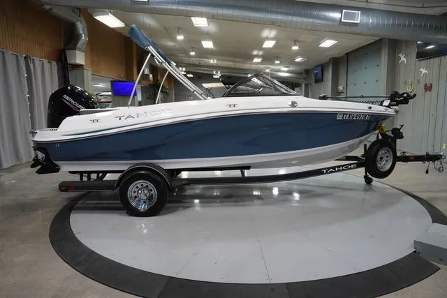 Slide: The Image of Tahoe 200 S 2023 - 9