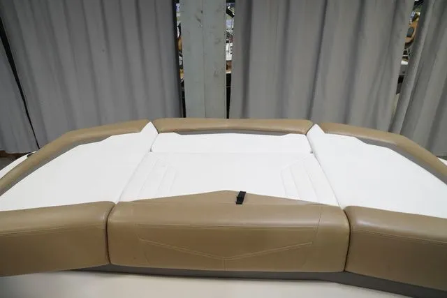 Slide: The Image of Four Winns H230 2016 - 23