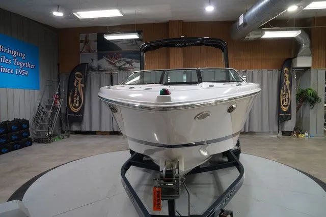 Slide: The Image of Four Winns H230 2016 - 3