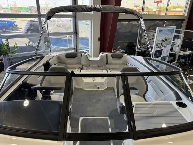 Slide: The Image of Yamaha SX190 2026 - 29