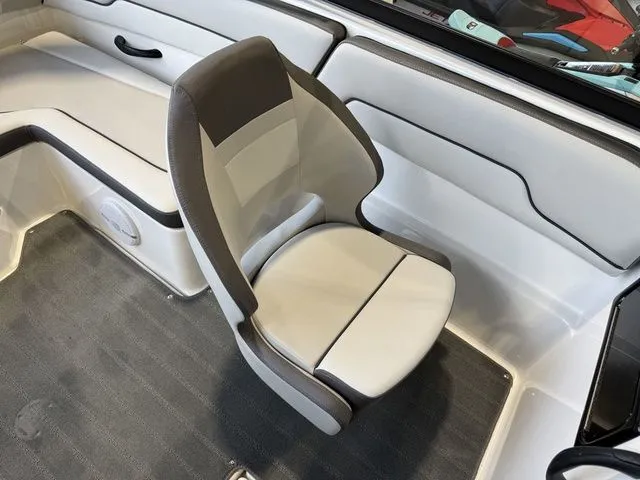 Slide: The Image of Yamaha SX190 2026 - 16