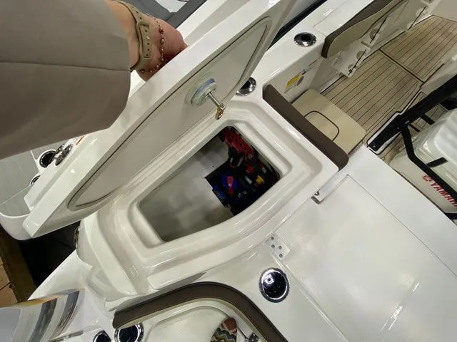 Slide: The Image of Yamaha 255 FSH Sport H 2024 - 10