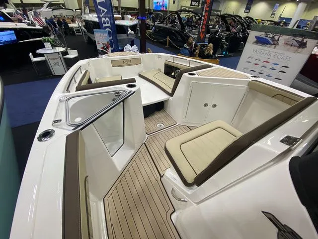 Slide: The Image of Yamaha 255 FSH Sport H 2024 - 16