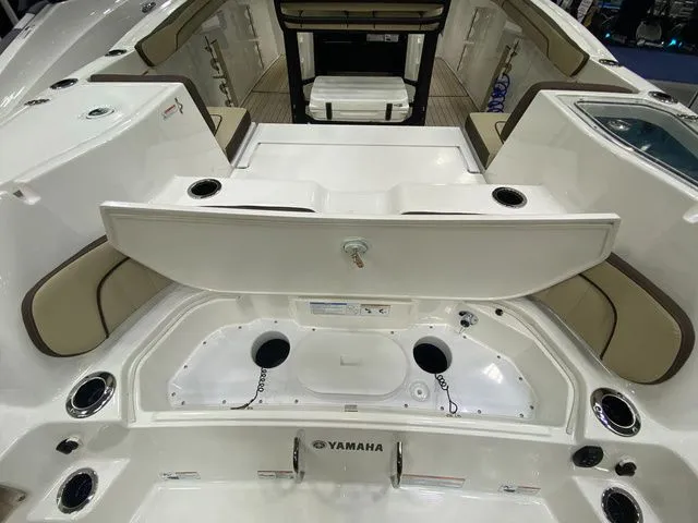 Slide: The Image of Yamaha 255 FSH Sport H 2024 - 6