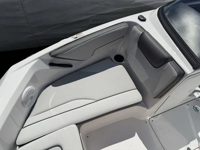 Slide: The Image of Yamaha AR190 2025 - 29