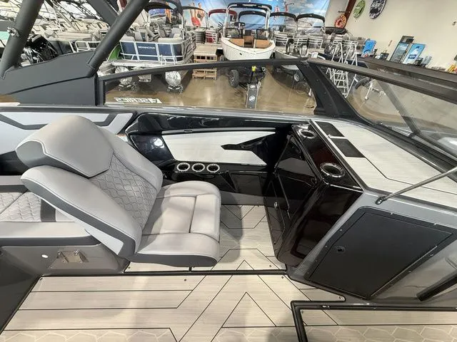 Slide: The Image of Yamaha 222XE 2025 - 13