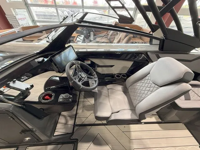 Slide: The Image of Yamaha 222XE 2025 - 9