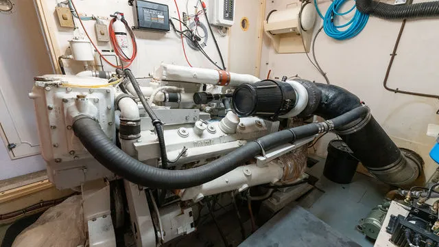 Slide: The Image of Hatteras 63 Motor Yacht 1986 - 184