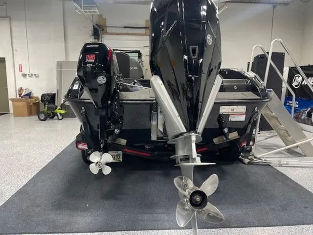 Slide: The Image of Vexus DVX20S 2023 - 14