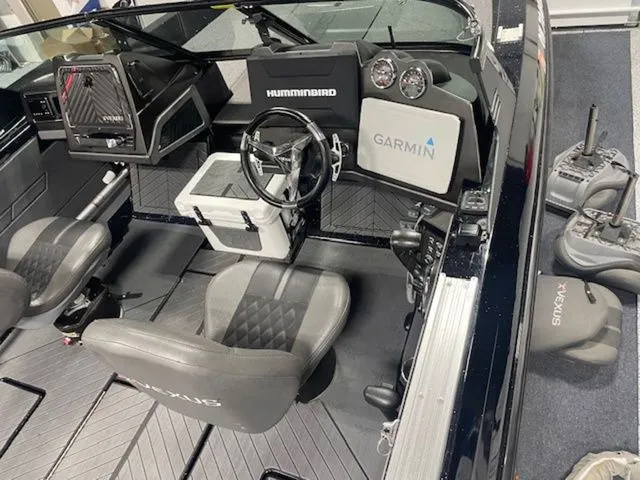 Slide: The Image of Vexus DVX20S 2023 - 4