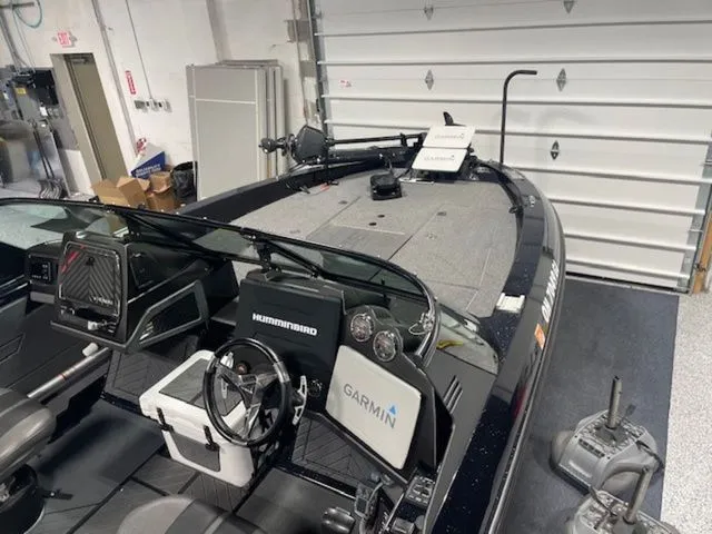 Slide: The Image of Vexus DVX20S 2023 - 5