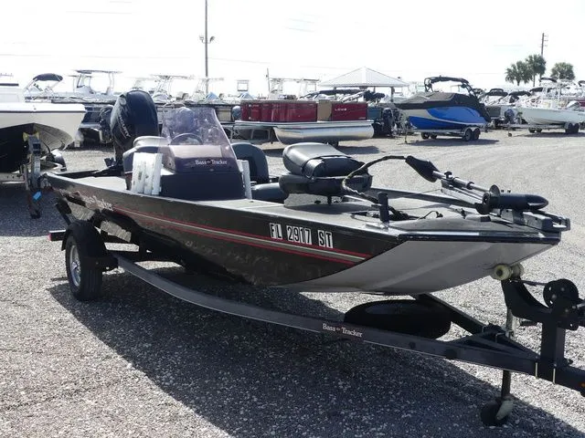 Slide: The Image of Tracker Bass Tracker Classic XL 2021 - 3