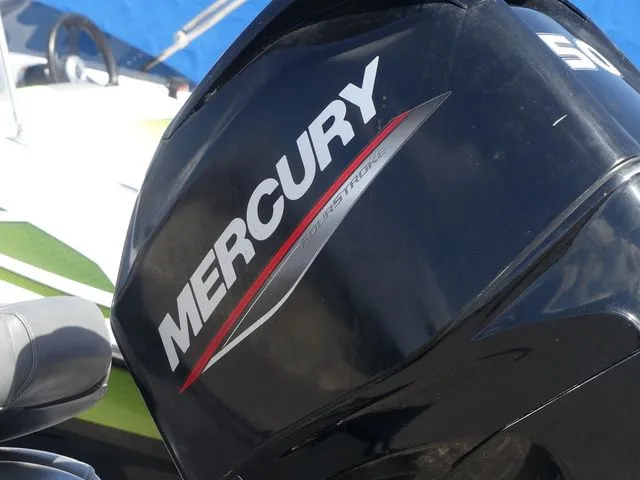 Slide: The Image of Tracker Bass Tracker Classic XL 2021 - 9