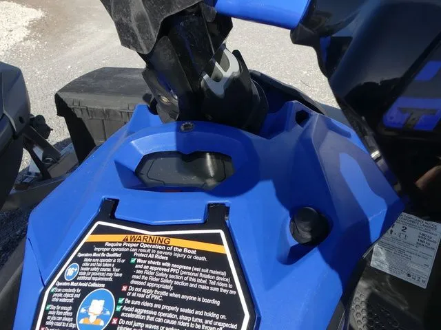 Slide: The Image of Sea-Doo Spark Trixx 2up 2022 - 10