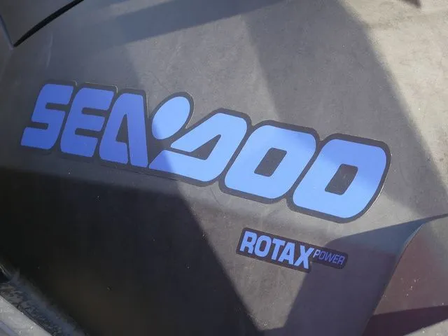 Slide: The Image of Sea-Doo Spark Trixx 2up 2022 - 7