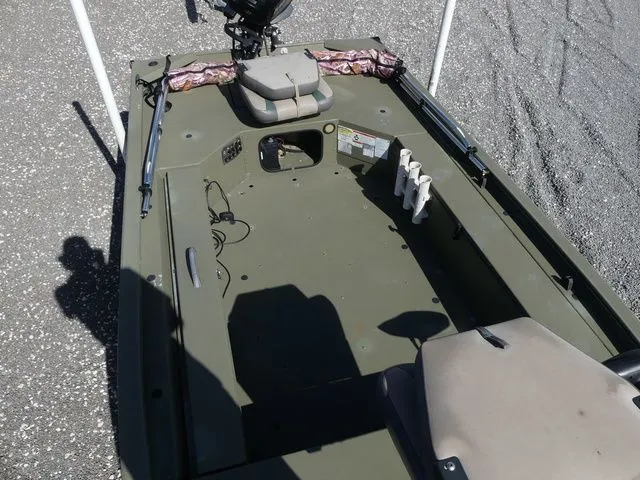 Slide: The Image of Tracker GRIZZLY® 1548 MVX Sportsman 2016 - 14