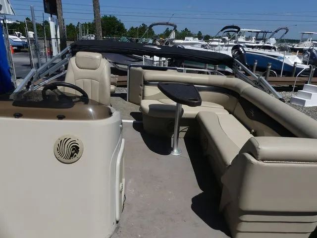 Slide: The Image of Bennington 20 SL 2014 - 12