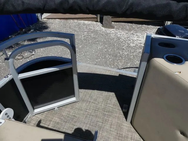 Slide: The Image of Bennington 20 SL 2014 - 24