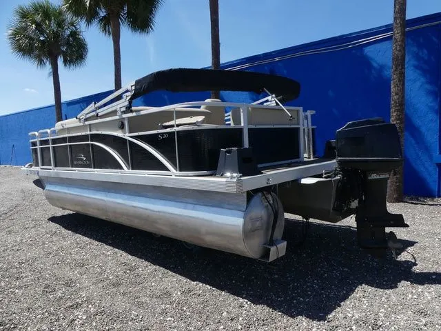 Slide: The Image of Bennington 20 SL 2014 - 5