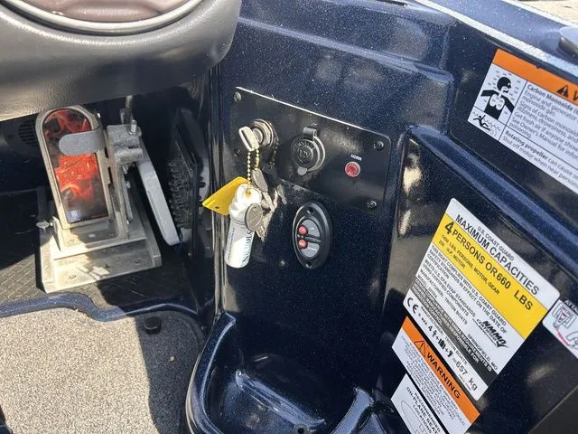 Slide: The Image of Triton 20 TrX Patriot 2018 - 15