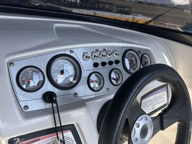 Slide: The Image of Tahoe 400 TS 2016 - 16