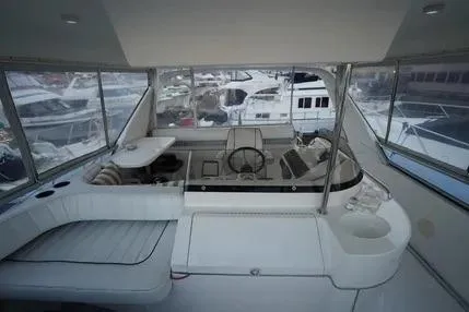 Slide: The Image of Sea Ray 44 Express Bridge 1994 - 42