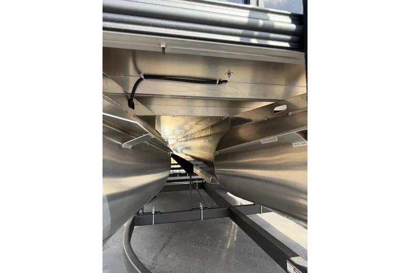 Slide: The Image of Underneath view of 2026 Crest Conquest 230 SLSC pontoon boat, showcasing aluminum structure. - 10