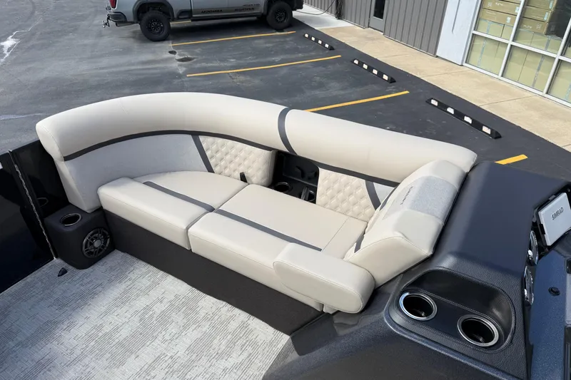 Slide: The Image of Luxurious seating on 2026 Crest Conquest 230 SLSC boat, featuring modern design and comfort. - 24