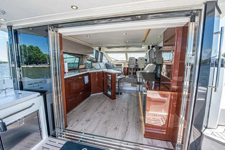 Slide: The Image of 2018 Sea Ray L550 - Image 26 - 26