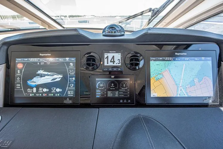 Slide: The Image of 2018 Sea Ray L550 - Image 45 - 45