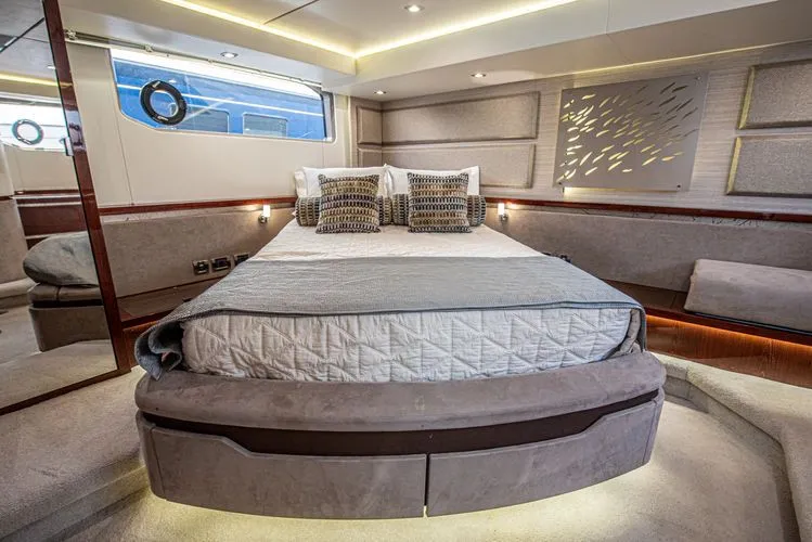 Slide: The Image of 2018 Sea Ray L550 - Image 55 - 55