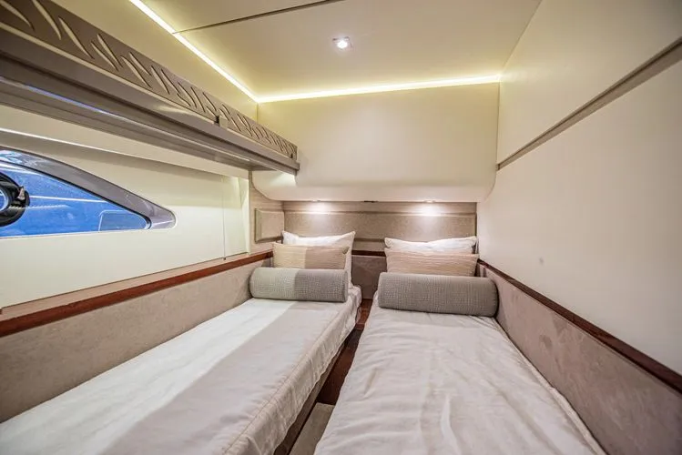 Slide: The Image of 2018 Sea Ray L550 - Image 63 - 63