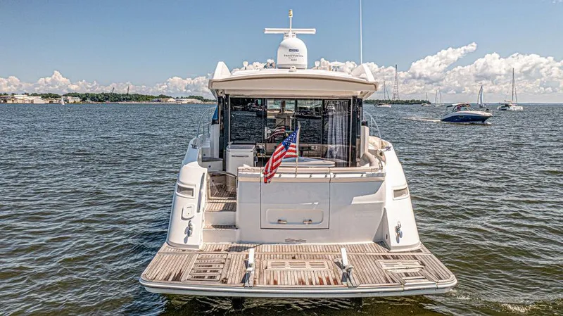 Slide: The Image of 2018 Sea Ray L550 - Image 7 - 7