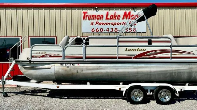 The Image of Landau LX20 Pontoon 75hp Honda 4 stroke Fish 2001 - 1