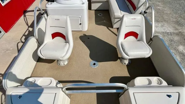 Slide: The Image of Landau LX20 Pontoon 75hp Honda 4 stroke Fish 2001 - 3