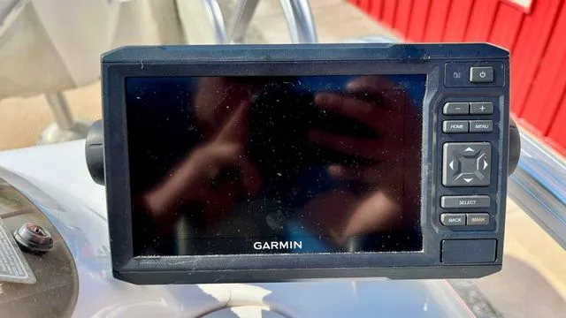 Slide: The Image of Landau LX20 Pontoon 75hp Honda 4 stroke Fish 2001 - 6