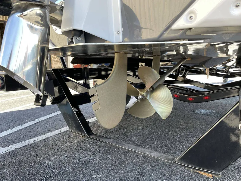 Slide: The Image of Nautique Super Air Nautique S23 2025 - 18