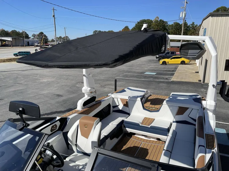 Slide: The Image of Nautique Super Air Nautique S23 2025 - 29