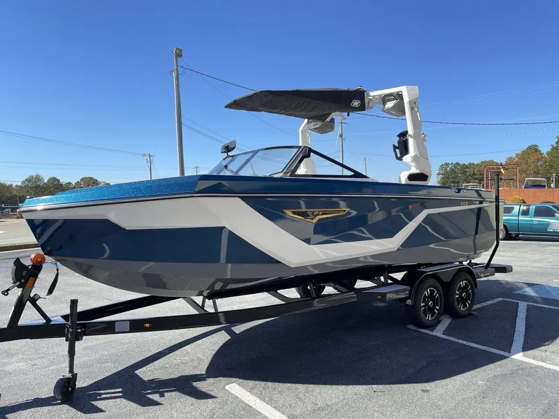 Slide: The Image of Nautique Super Air Nautique S23 2025 - 5