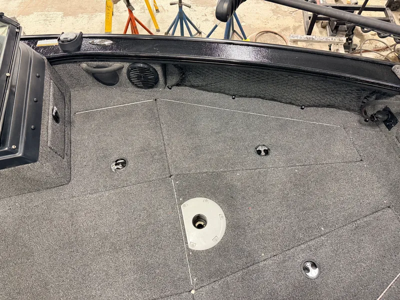 Slide: The Image of Lund 1875 Pro-V & 200HP Mercury ProXS - $49,995 2022 - 15