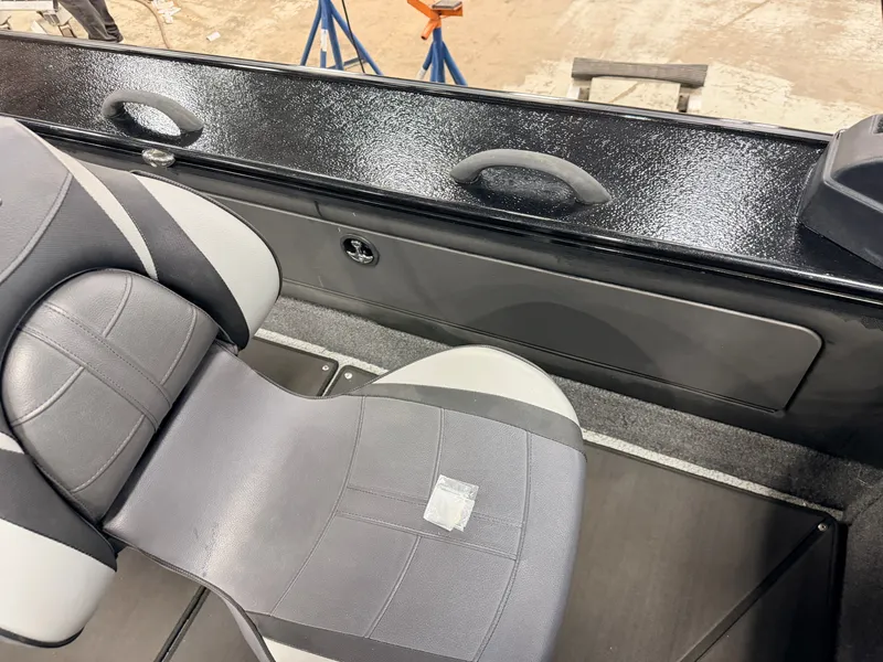 Slide: The Image of Lund 1875 Pro-V & 200HP Mercury ProXS - $49,995 2022 - 50