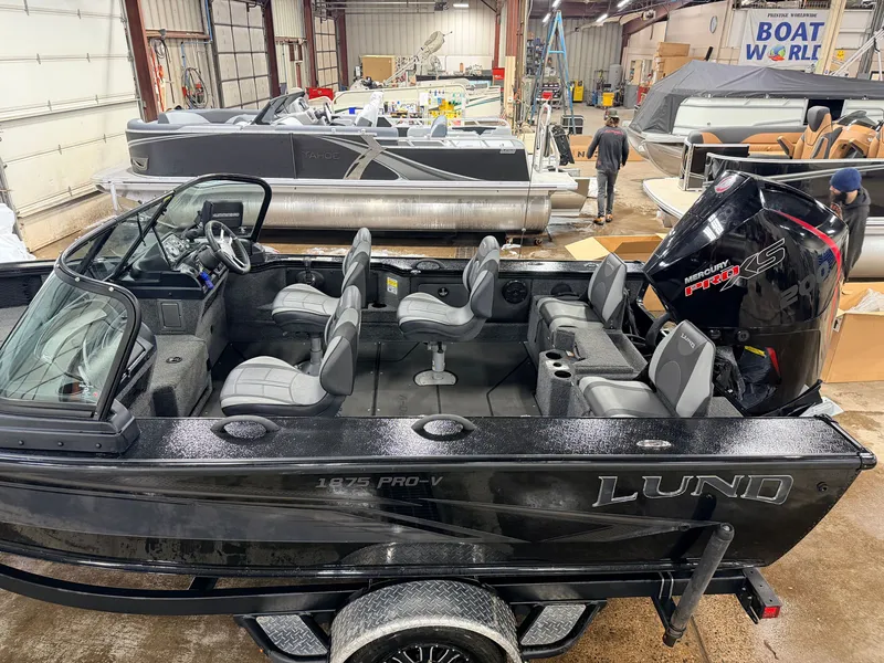 Slide: The Image of Lund 1875 Pro-V & 200HP Mercury ProXS - $49,995 2022 - 57