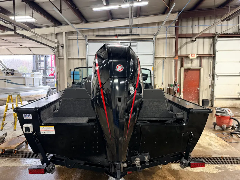 Slide: The Image of Lund 1875 Pro-V & 200HP Mercury ProXS - $49,995 2022 - 58