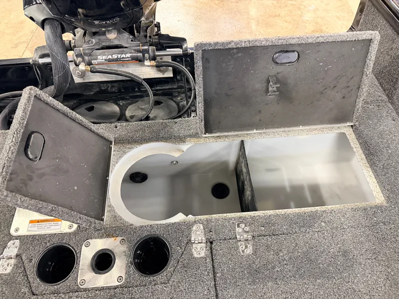 Slide: The Image of Lund 1875 Pro-V & 200HP Mercury ProXS - $49,995 2022 - 65