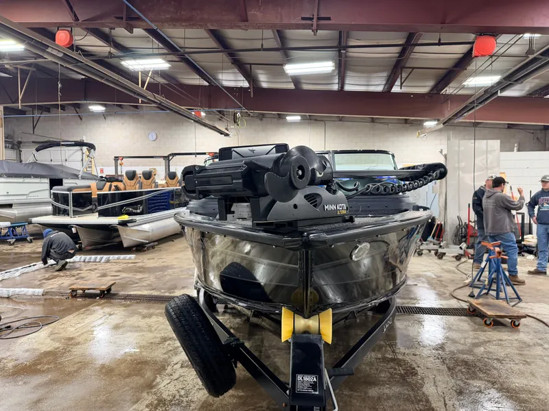 Slide: The Image of Lund 1875 Pro-V & 200HP Mercury ProXS - $49,995 2022 - 66