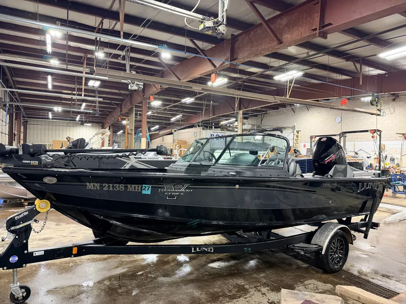 Slide: The Image of Lund 1875 Pro-V & 200HP Mercury ProXS - $49,995 2022 - 68