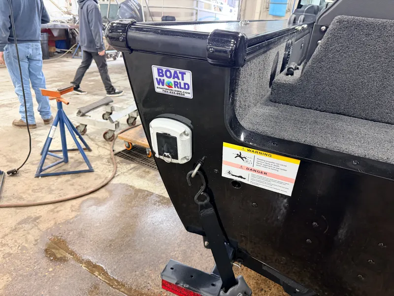 Slide: The Image of Lund 1875 Pro-V & 200HP Mercury ProXS - $49,995 2022 - 81