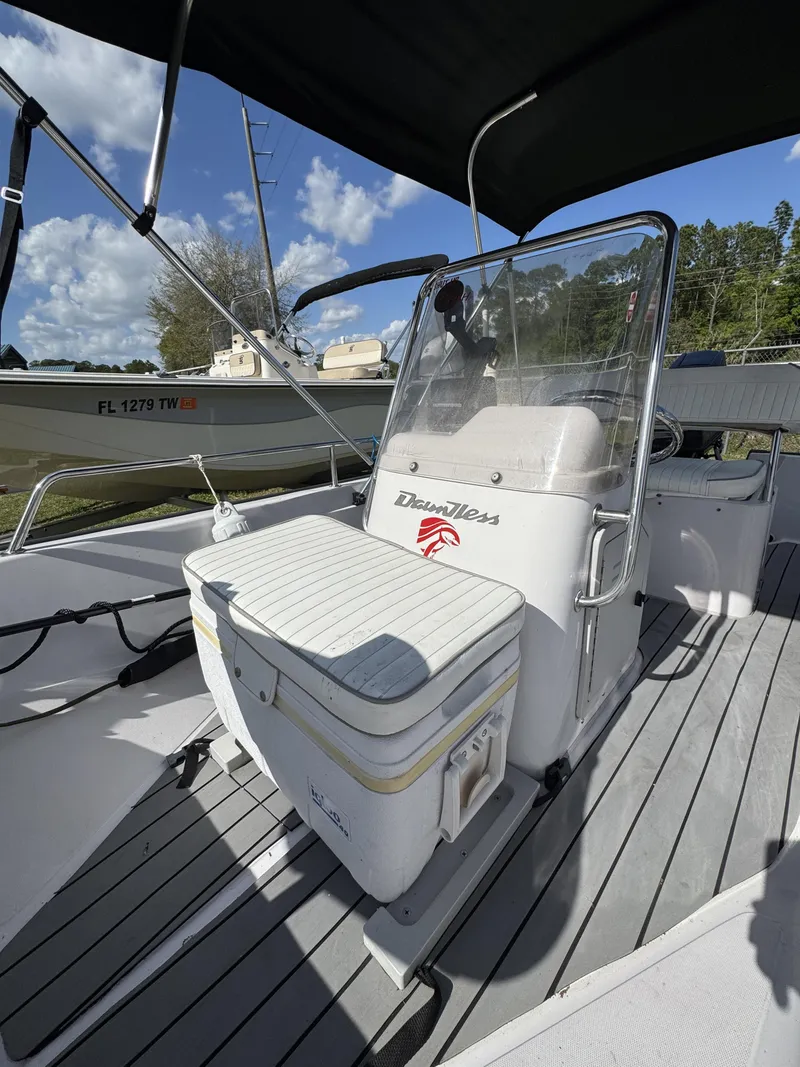 Slide: The Image of Boston Whaler 13 Dauntless 1996 - 5