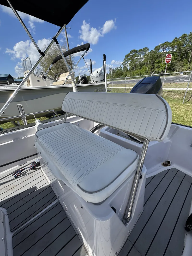 Slide: The Image of Boston Whaler 13 Dauntless 1996 - 6
