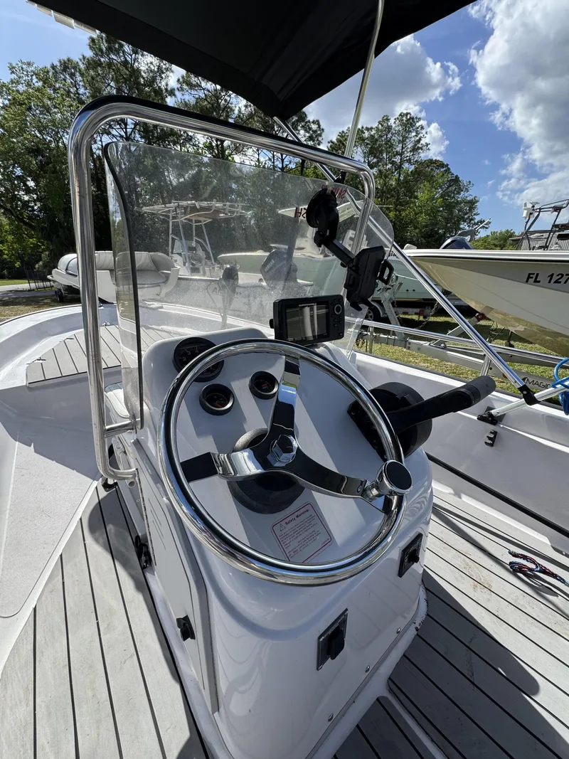 Slide: The Image of Boston Whaler 13 Dauntless 1996 - 7